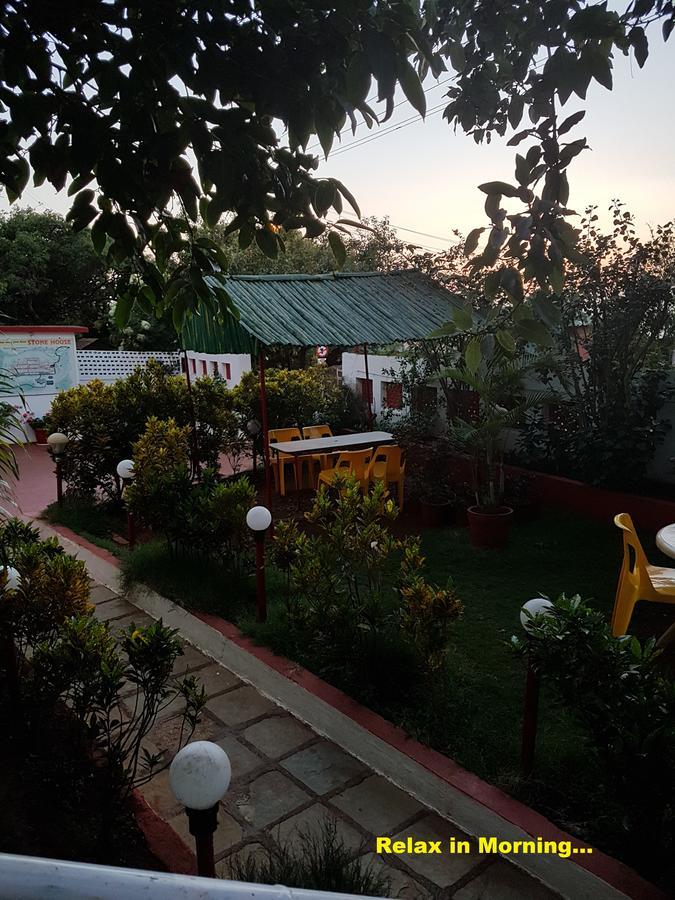 Hotel Stone House Mahābaleshwar Exterior foto